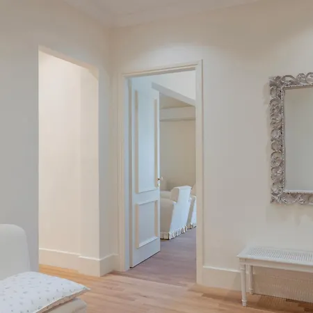Etoile Luxury Apartament
